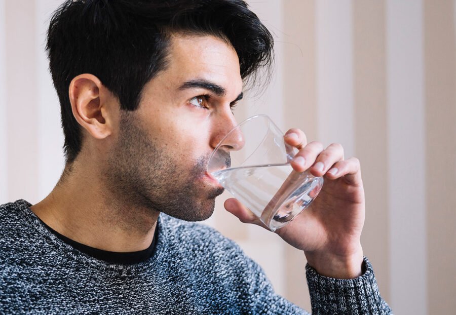 Importance of Water Intake for Prevention of Gum and Teeth Disease